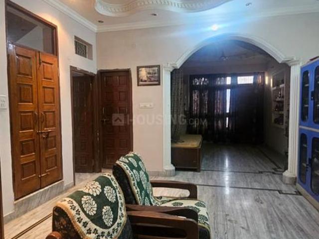 2.5 BHK Independent House in Mahanagar for rent Lucknow. The reference number is 21050108