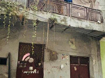 2.5 BHK Independent House in New Mustafabad for resale New Delhi. The reference number is 20524975