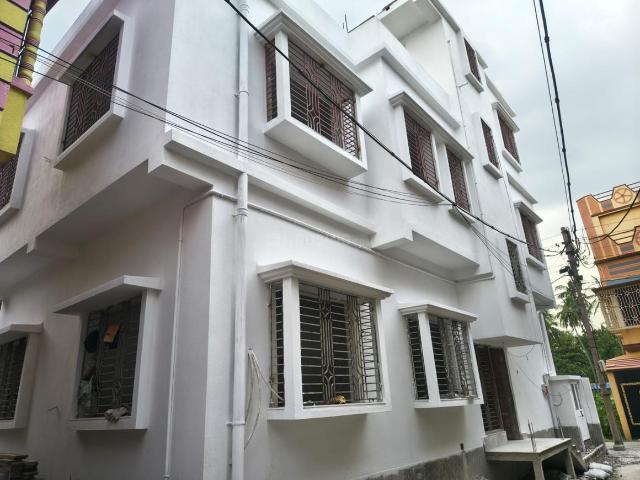 2.5 BHK Independent House in Birati for resale Kolkata. The reference number is 21359662