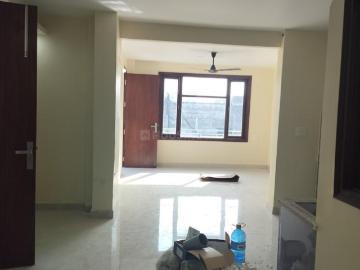 2.5 BHK Independent House in Freedom Fighters Enclave for resale New Delhi. The reference number is 19681665