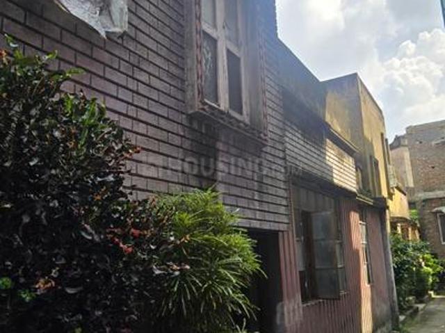 2.5 BHK Independent House in Howrah Railway Station for resale Howrah. The reference number is 21124021