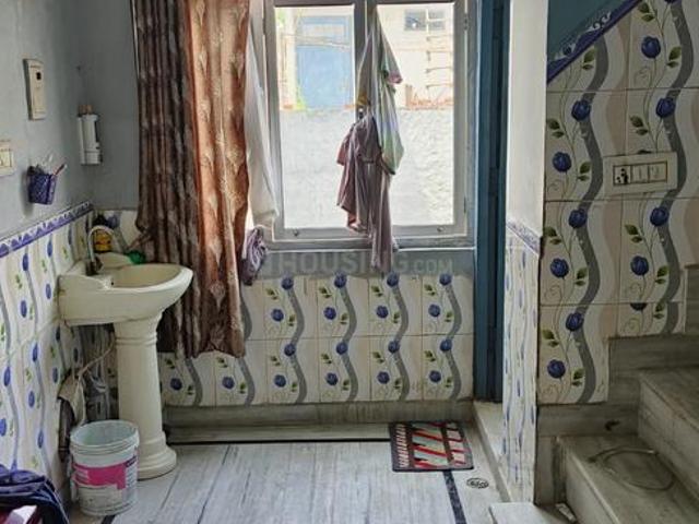 2.5 BHK Independent House in Jawahar Nagar for resale New Delhi. The reference number is 20536227