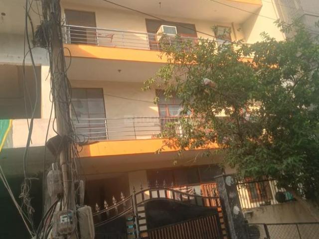 2.5 BHK Independent House in Sector 45 for resale Gurgaon. The reference number is 20306660