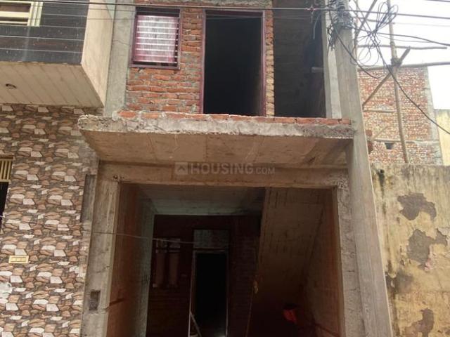 2.5 BHK Independent House in Sector 104 for resale Gurgaon. The reference number is 18666358
