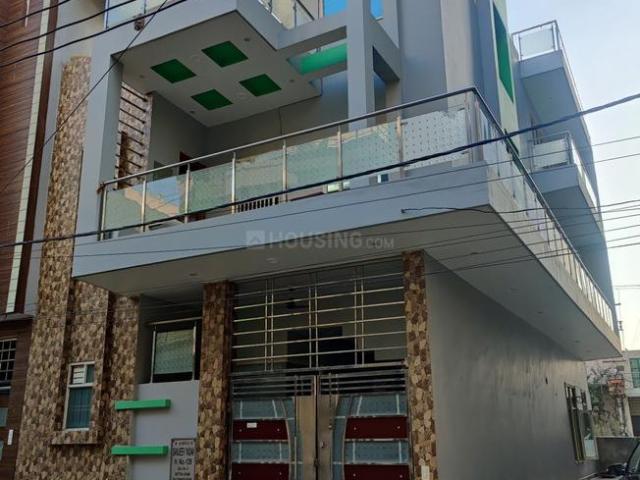 2.5 BHK Independent House in Sector 105 for rent Gurgaon. The reference number is 21313760