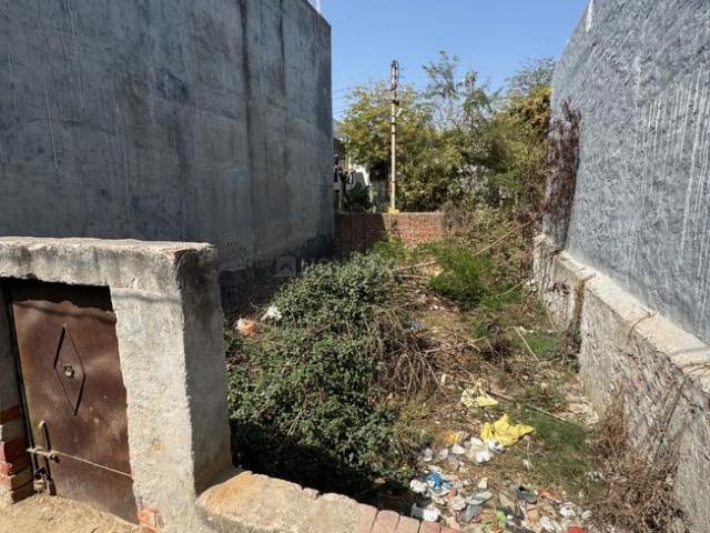 2.5 BHK Independent House in Sector 1 for resale Gurgaon. The reference number is 20564858
