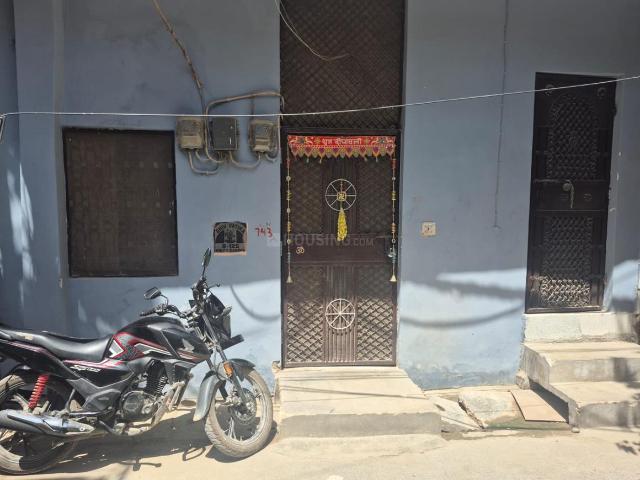 2.5 BHK Independent House in Uttam Nagar for resale New Delhi. The reference number is 19960133