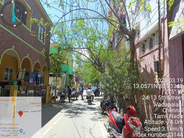 2.5 BHK Independent House in Vadapalani for resale Chennai. The reference number is 21121997