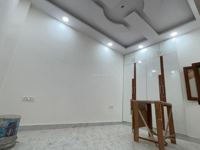2.5 BHK Independent House in Vikas Nagar for resale New Delhi. The reference number is 20605159