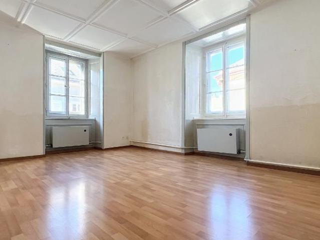 2.5 pièces au 1er étage