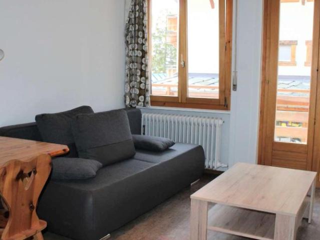 2.5 Pièces Spacieux et Lumineux Parfaitement situé Lieu calme