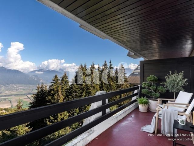 Exklusive 2,5 Zimmer Wohnung mit Panoramablick auf die Rhôneebene