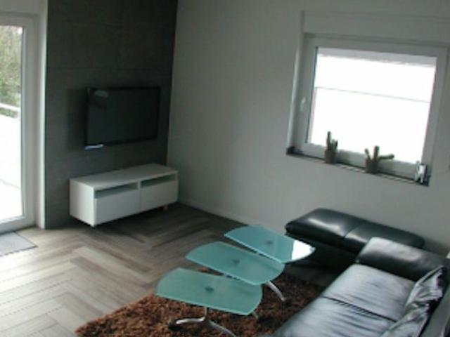 2,5 room apartment with roof terrace with view into the green, Mulheim an der Ruhr Amsterdam Apartments for Rent