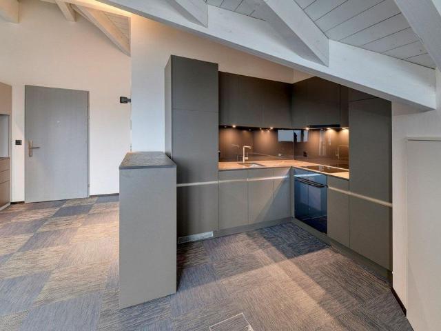 Air conditioned 2.5 room attic apartment in loft style