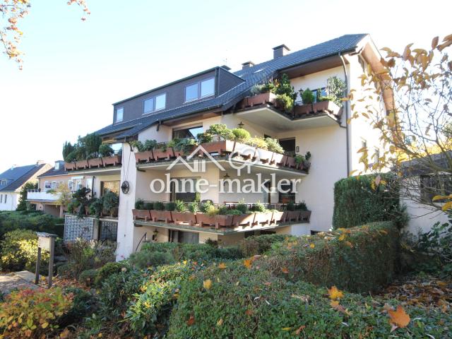 2,5 Raum, Wald Ruhrnähe, Terrasse 14 m², Bad: Wanne + sep. Dusche, Echtholzparkettböden