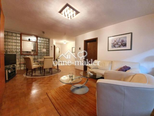 2,5 Raum Altenbochum, ruhig, grün, zentral, Balkon, Parkett, frisch renoviert, Wanne + Dusche