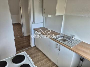 2,5 Zi. DG Whg. frisch modernisiert 5 min. per Fahrrad zum Bf. Glückstadt