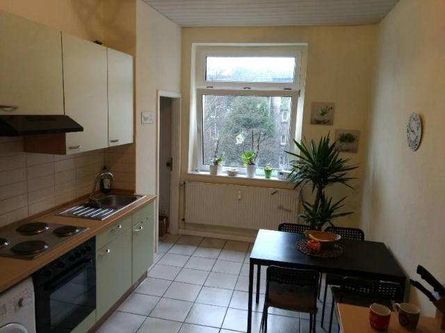 2,5 Zi Wohnung Uhlandstraße Nähe Hbf mit Einbauküche