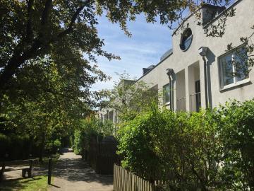 2,5 Zimmer Maisonette Wohnung mit zwei Terrassen und Garten