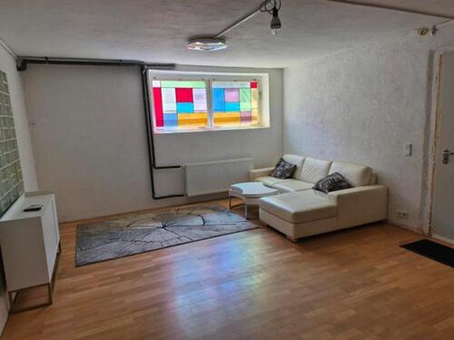 2,5 Zimmer möblierte Souterrainwohnung 100 m² FFM Praunheim