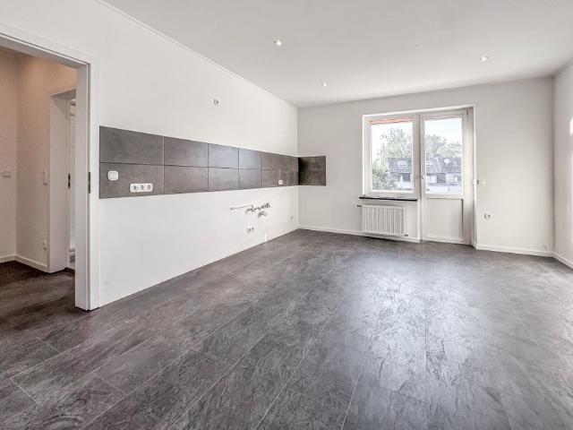 2,5 Zimmer – Balkon – vollständig renoviert – Erstbezug