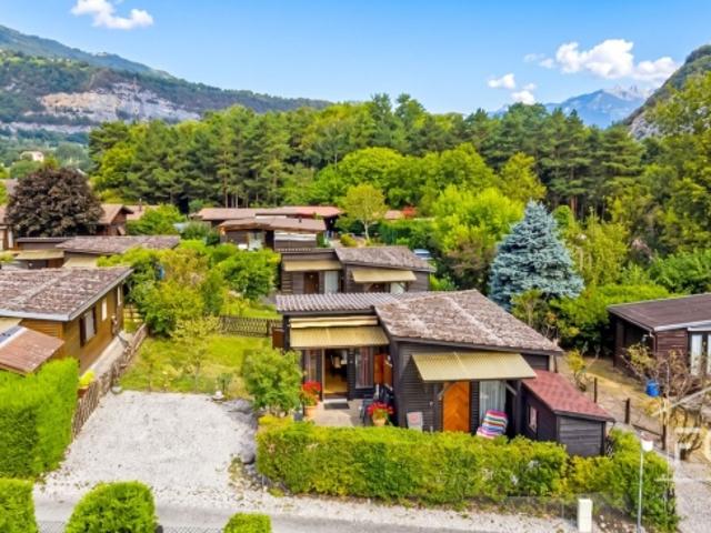 2,5 Zimmer Chalet mit Aussicht in Saint Maurice wird renoviert