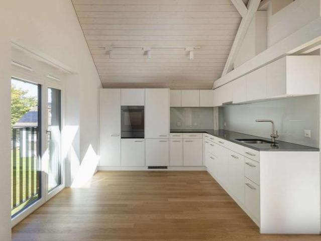 2.5 Zimmer Dachwohnung in Bassersdorf