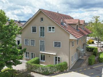 2.5 Zimmer Erdgeschosswohnung mit Gartensitzplatz
