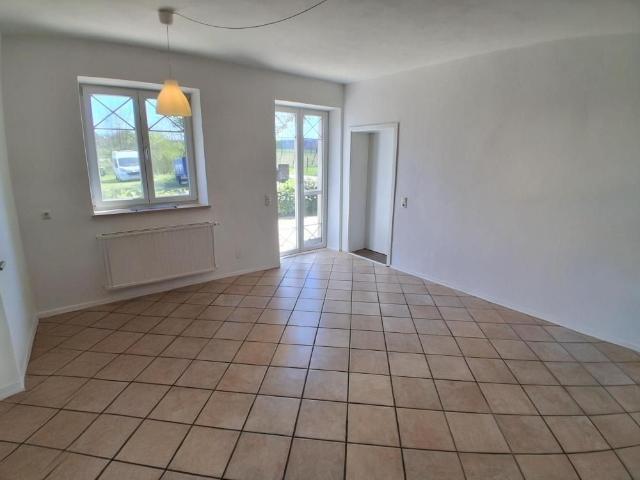 2,5 Zimmer Erdgeschosswohnung mit Terrasse *provisionsfrei* *erlaubte Haustiere: Katze