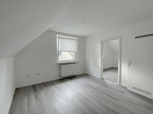 2,5 Zimmer – frisch renoviert – ruhige Lage