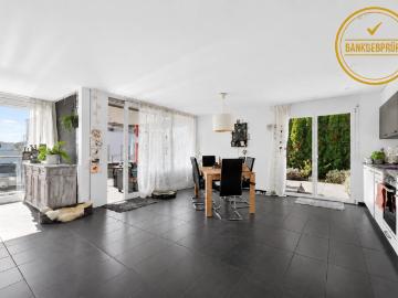 2.5 Zimmer Gartenwohnung mit Balkon und grosszügigem Gartensitzplatz