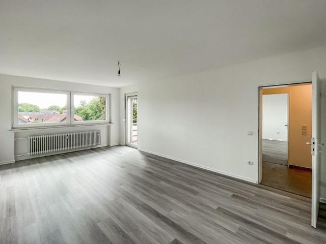 2,5 Zimmer – renoviert – Balkon – WBS
