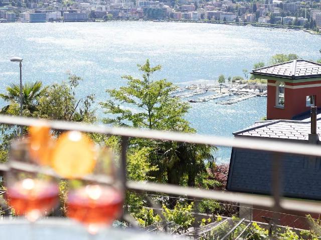 2.5 Zimmer Terrassenwohnung mit Seesicht in Ruvigliana kaufen