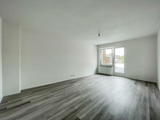 2,5 Zimmer – vollständig saniert – Bewohnerparkausweis– Terrasse