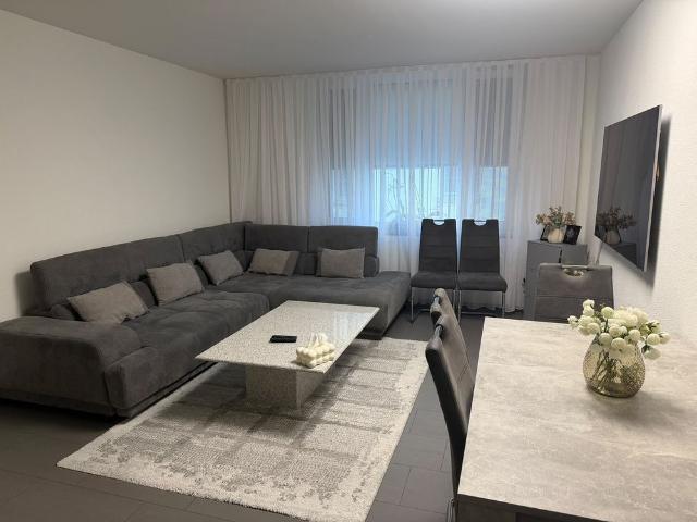 2.5 Zimmer Wohnung an der Rathausgasse in Glarus