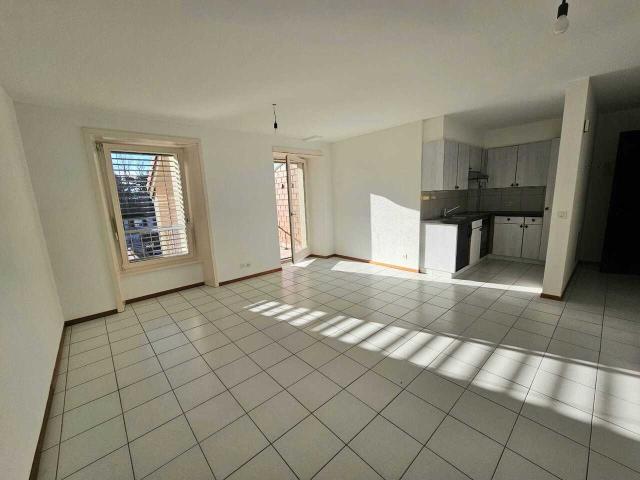 2,5 Zimmer Wohnung im 1. Stock und nahe an den Annehmlichkeiten