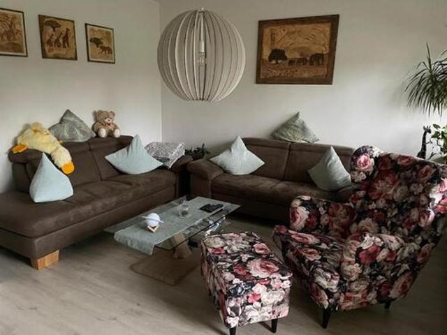 2,5 Zimmer Wohnung im EG mit Balkon und Einbauküche