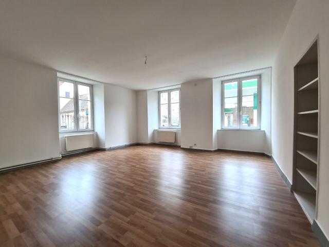 2.5 Zimmer Wohnung im Erdgeschoss
