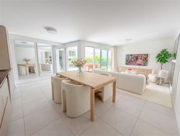 2.5 Zimmer Wohnung im Erdgeschoss Grosser Garten und Terrasse