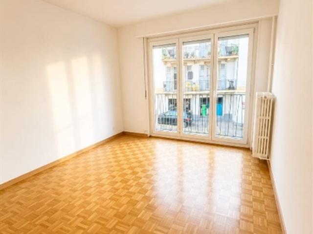 2,5 Zimmer Wohnung in Lausanne