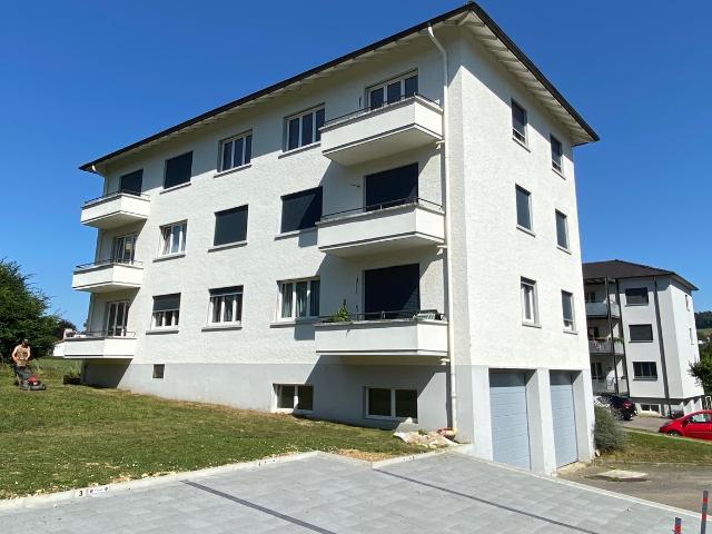 2,5 Zimmer Wohnung mit Balkon und sehr schöner Aussicht