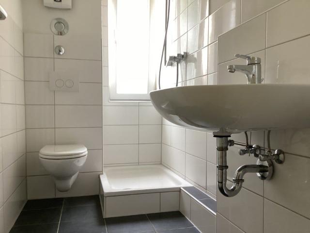 2,5 Zimmer Wohnung mit Balkon zu vermieten