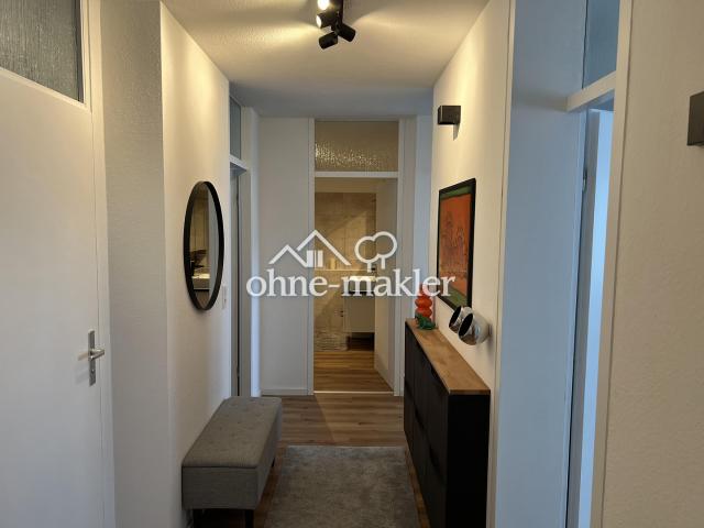2,5 Zimmer Wohnung mit Balkon, Garage und PKW Stellplatz zum Kauf Provisionsfrei