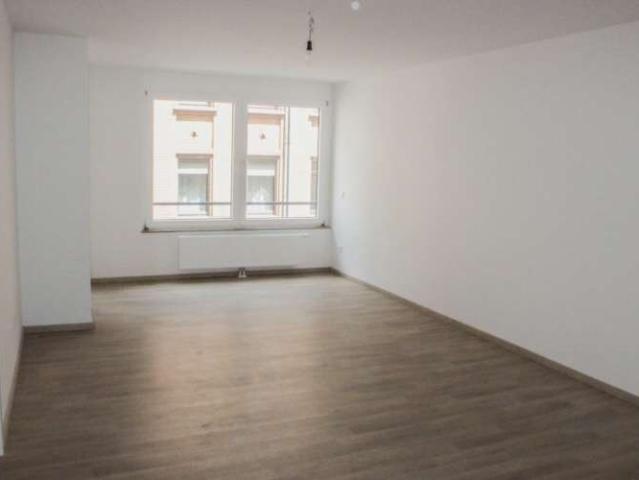 2,5 Zimmer Wohnung mit Balkon in bester Innenstadtlage