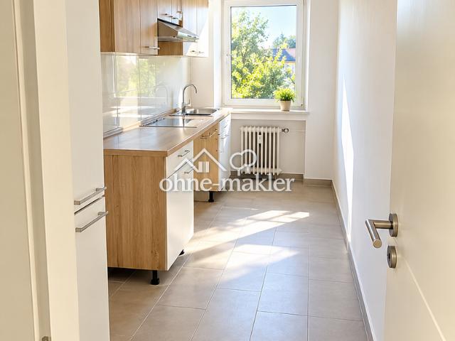 2,5 Zimmer Wohnung mit Küche und Balkon
