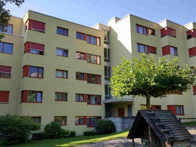 2.5 Zimmer Wohnung mit Sitzplatz! Mieten ohne Kaution