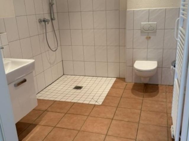 2,5 Zimmer Wohnung mit Wintergarten und Aufzug zur Miete in Moers Mitte