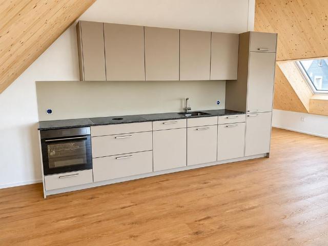 2.5 Zimmer Wohnung viel Raum, Aussicht und Ruhe / 3.1