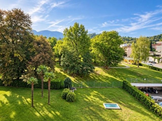 2,5 Zimmer Wohnung zum Verkauf in Losone mit Reihenhaus und Zweitwohnsitz