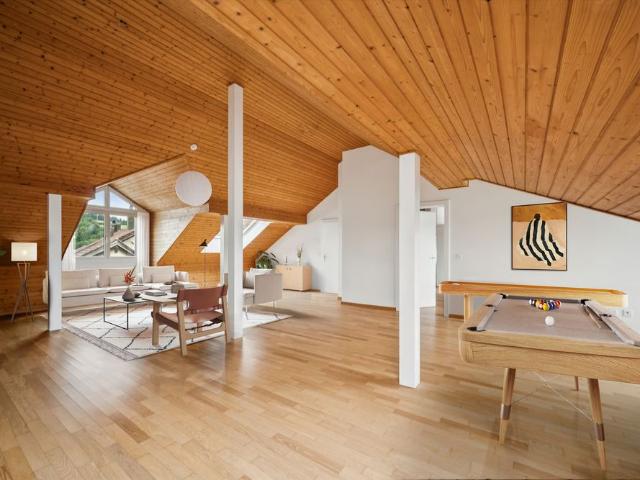 2.5 Zimmer, 162 m², 4. Stock